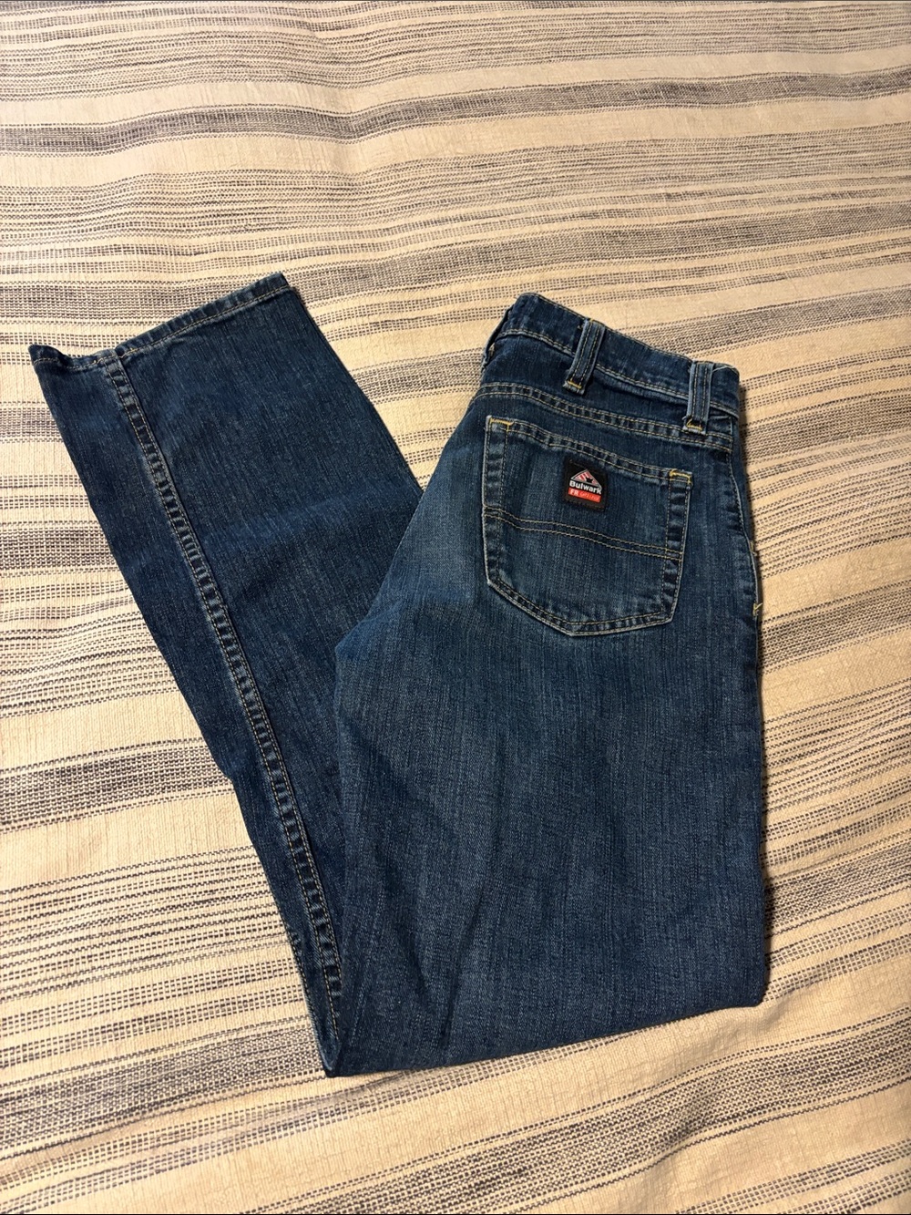 Bulwark FR Men’s Medium Blue Straight-Leg Jeans
